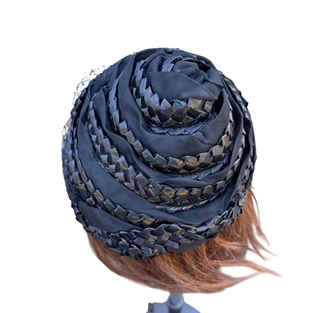 Vintage 50s Black Beehive Turban Hat Birdcage  Woven Tiered Mid Century Modern
